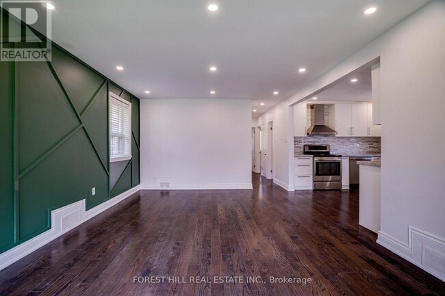 Building Photo - 128 Trinnell Blvd