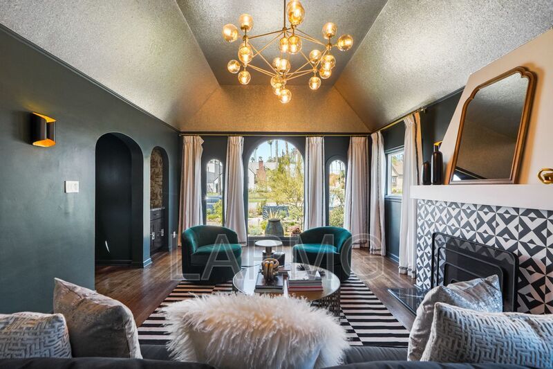 5704 S Rimpau Blvd, View ParkWindsor Hills, CA 90043 House Rental in