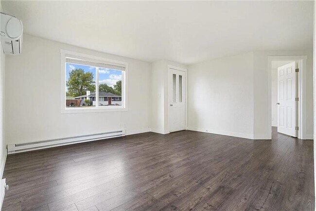 Foto del edificio - 3424 W Princeton Ave
