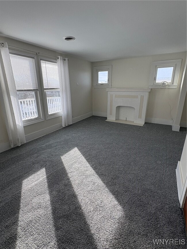 Building Photo - 24 Knox Ave