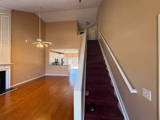 Foto del edificio - 3/2.5 Townhome Available Now!