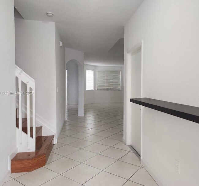 Foto del edificio - 11525 NW 71st St