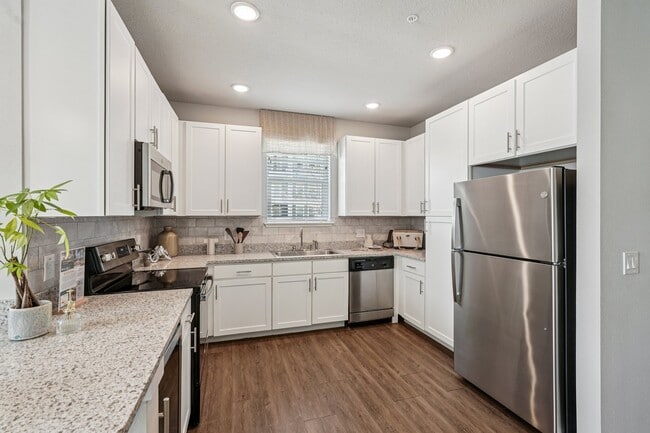 Building Photo - ShoreView Waterfront Apartments