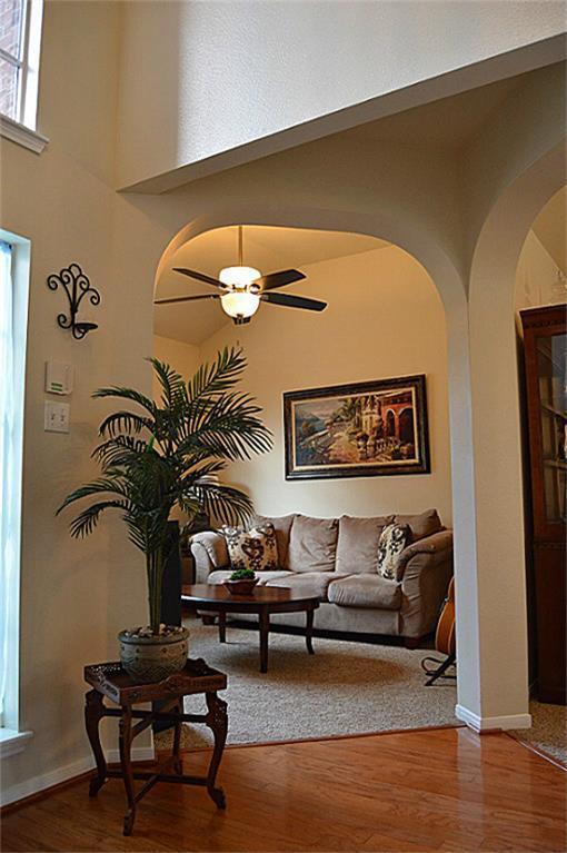 Foto del edificio - 1622 Sandy Park Dr