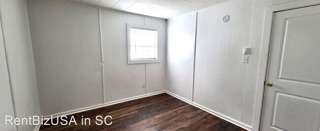 Foto del edificio - 1 br, 1 bath House - 1731 Old Lynwood Circle