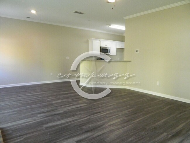Building Photo - 109 Squarewood Ln