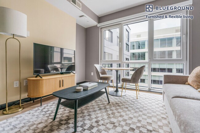 Foto del edificio - 1313 L St NW