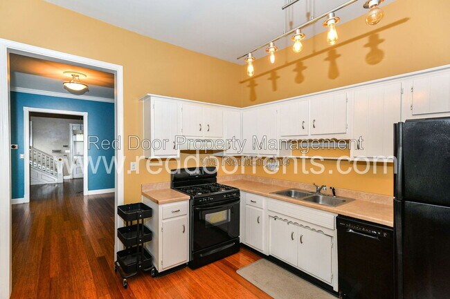 Photo - 1332a North College Avenue Apartment