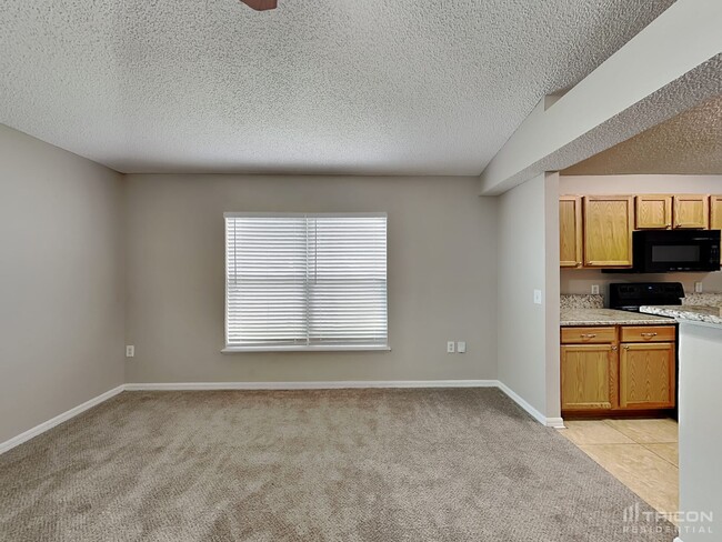 Foto del edificio - 4115 Woodley Creek Rd
