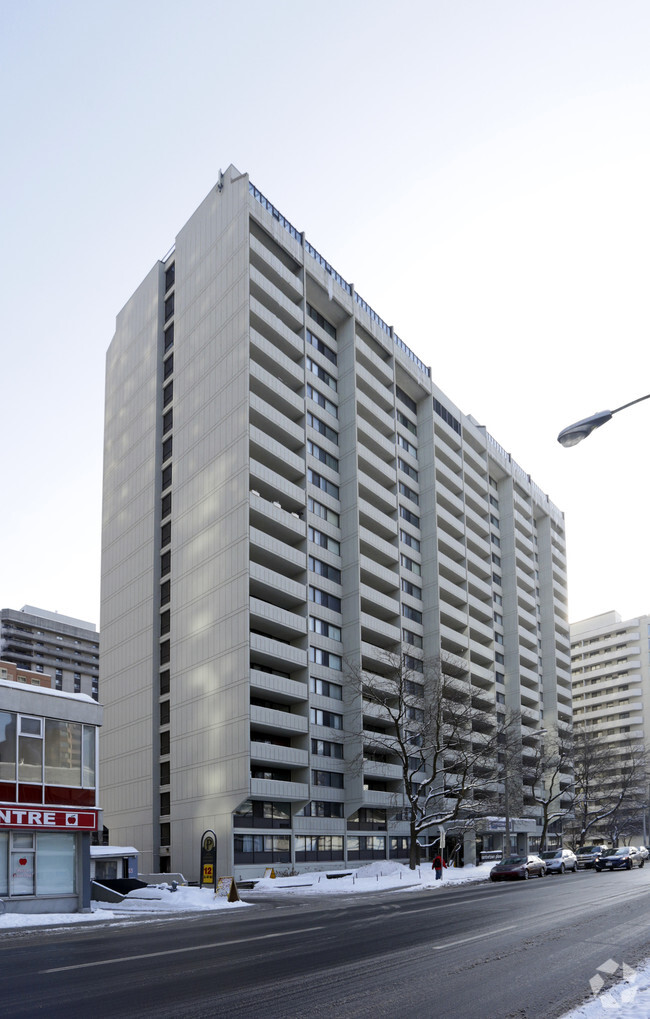 Photo du bâtiment - Centretown Place