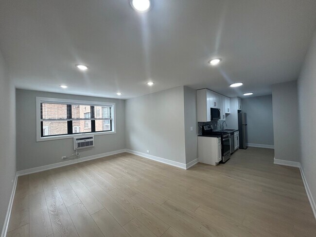 Foto del edificio - 516 W Aldine Ave