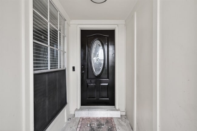 Foto del edificio - 12818 Westella Dr