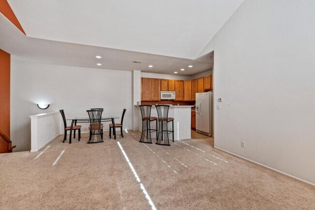 Building Photo - 111 Granby Way