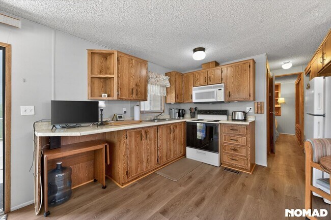 Foto del edificio - 8265 E Southern Ave