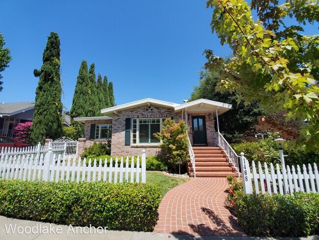 Building Photo - 3 br, 2 bath House - 1468 Cortez Avenue