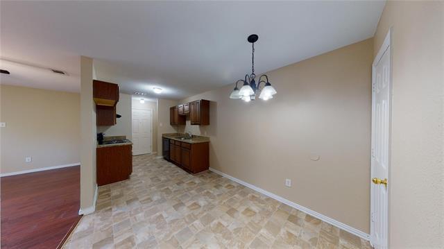 Building Photo - 3621 San Rose Dr