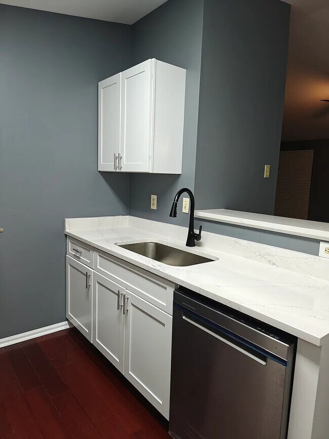 Foto del edificio - 1424 Keys Crossing Dr NE