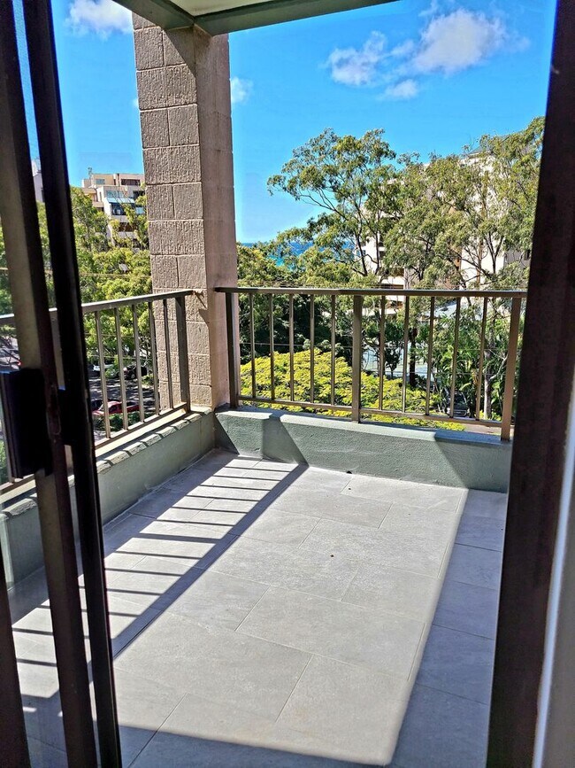 Foto del edificio - KAHANA MANOR 1BD 1 BA OCEAN VIEW AVAILABLE...