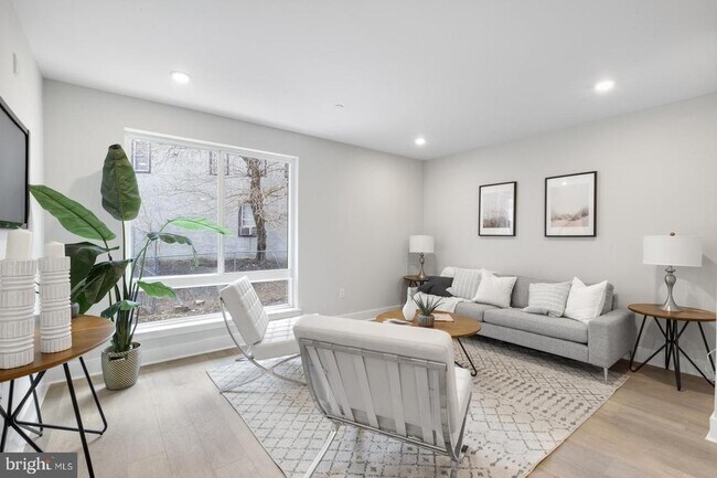 Foto del edificio - 1817-19 N 2nd St