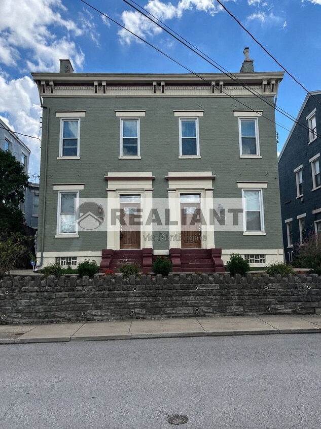 Photo - 115 East 8th Street