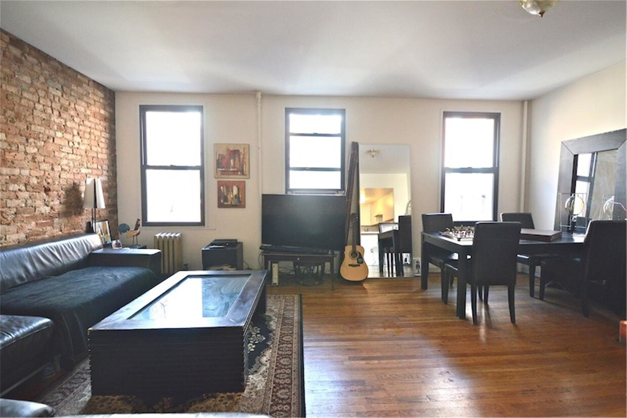 Primary Photo - 20 East 13th Street