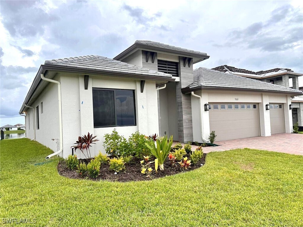 Foto principal - 5165 Julienne Rd