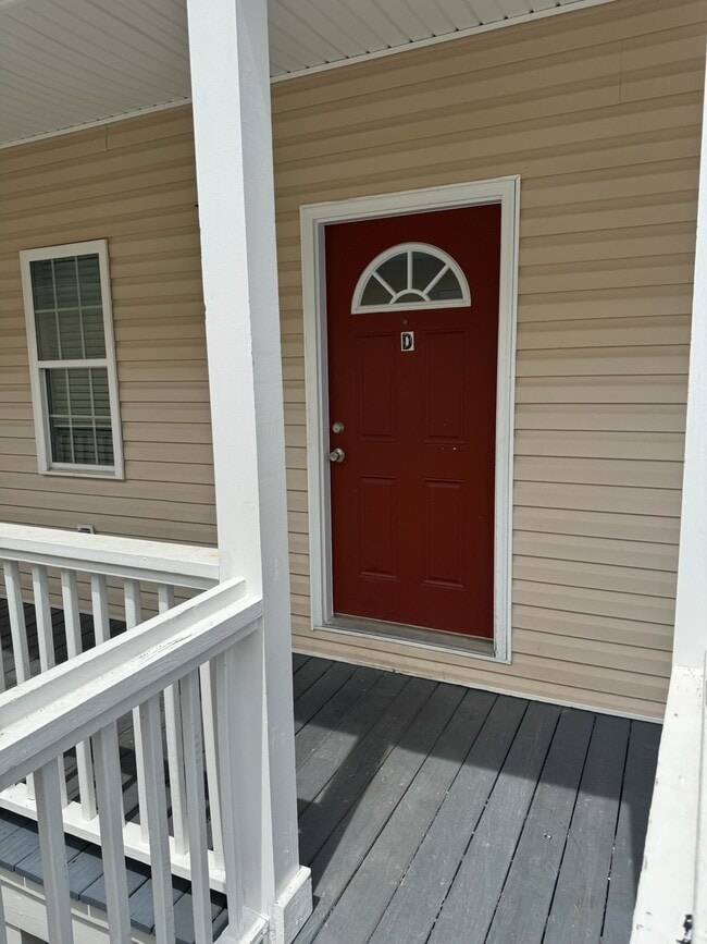 Building Photo - 107 Hanover St