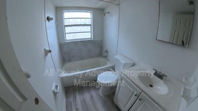 Foto del edificio - 4909 E Temple Heights Rd