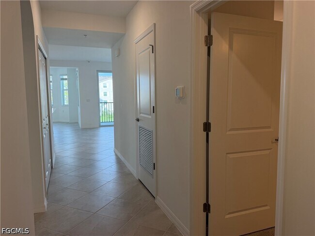 Building Photo - 18411 Copperhead Dr