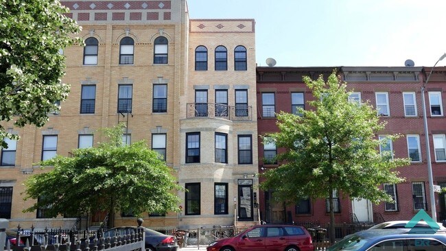 Foto del edificio - 84 Hull St