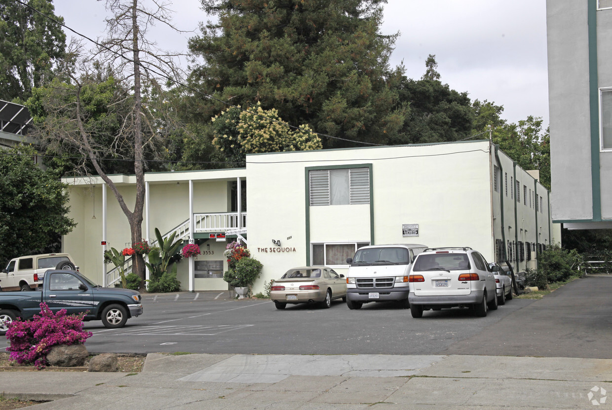 Primary Photo - Sequoia Apartments