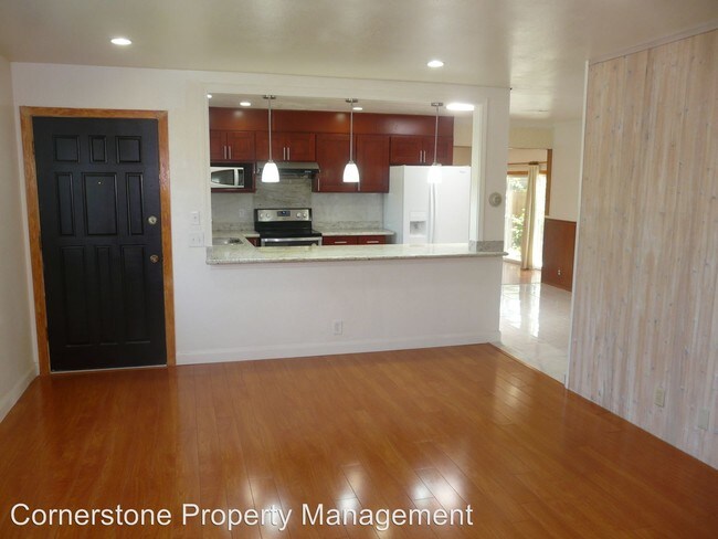 Building Photo - 3 br, 2 bath House - 1319 Poppy Way