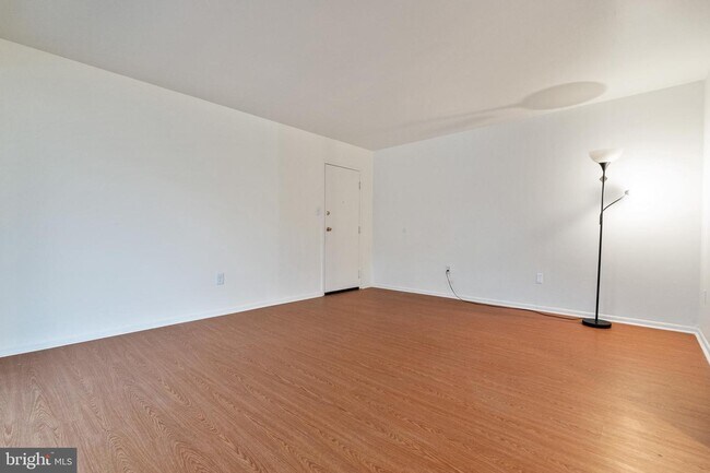 Foto del edificio - 5404 85th Ave