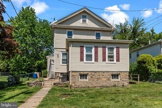 Building Photo - 9234 Walker St