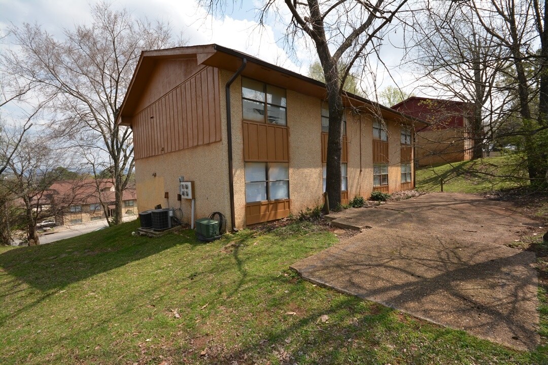 Building Photo - Great Cash Flowing 4 Plex