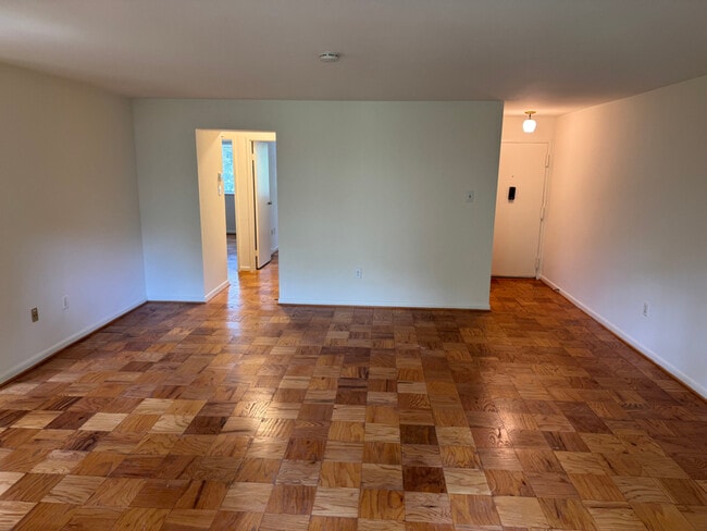 Building Photo - 10304 Rockville Pike