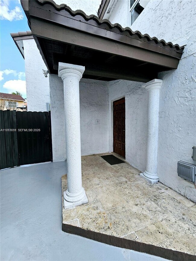 Foto del edificio - 13217 SW 9th Ln