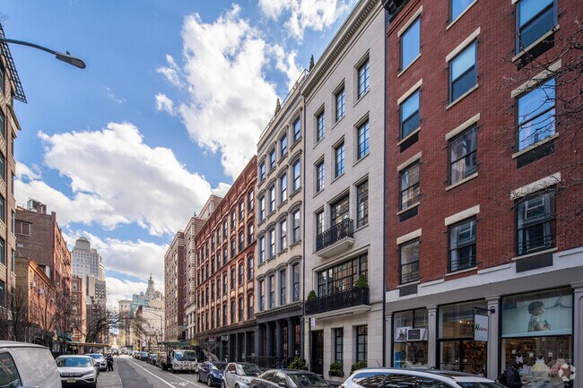 Building Photo - 137-143 Reade St