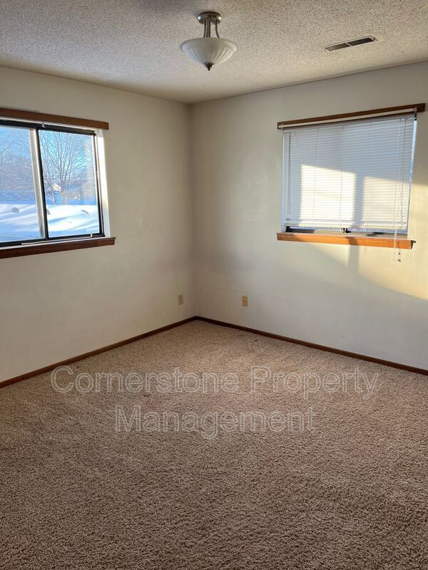 2736 4th Ave N Unit 2736 4th Ave N 7, Fort Dodge, IA 50501 Condo for