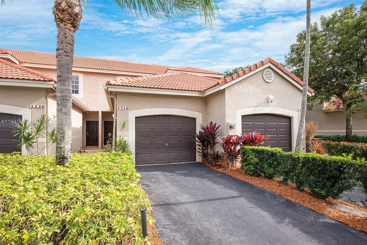 Photo - 1210 Sorrento Drive, Weston, FL 33326 - 2 BR 2.5 BA townhouse