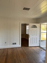 Building Photo - 2408 Augusta St