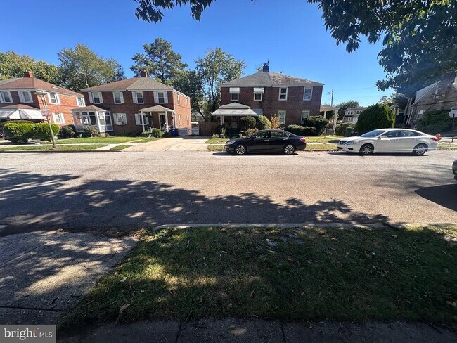 Foto del edificio - 5102 Levindale Rd