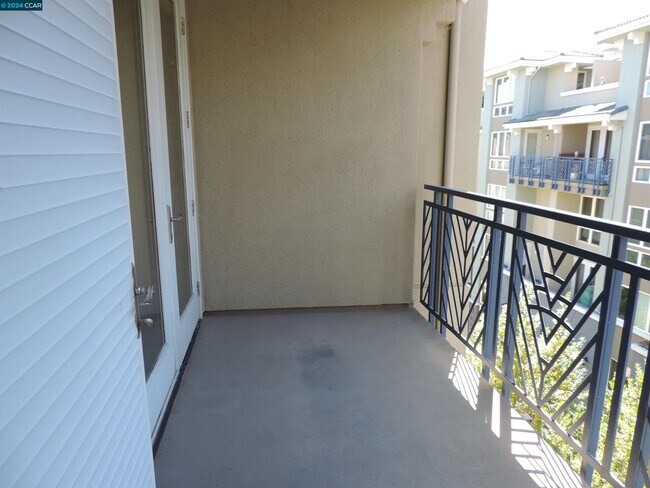 Building Photo - 5501 DeMarcus Blvd