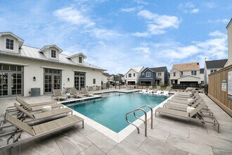 Building Photo - 22019 Ferguson Mdw Ln