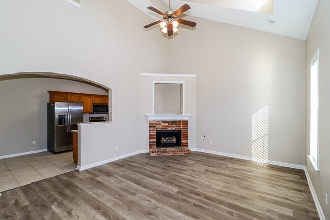 Building Photo - 9146 Cinderhill Cove E