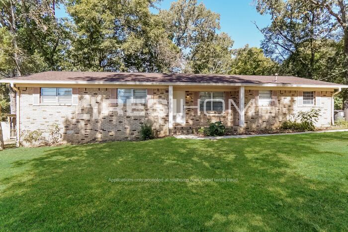 Primary Photo - 300 Northridge Rd