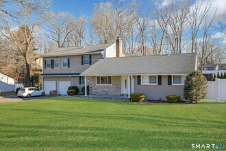 Building Photo - 70 Archer Ln