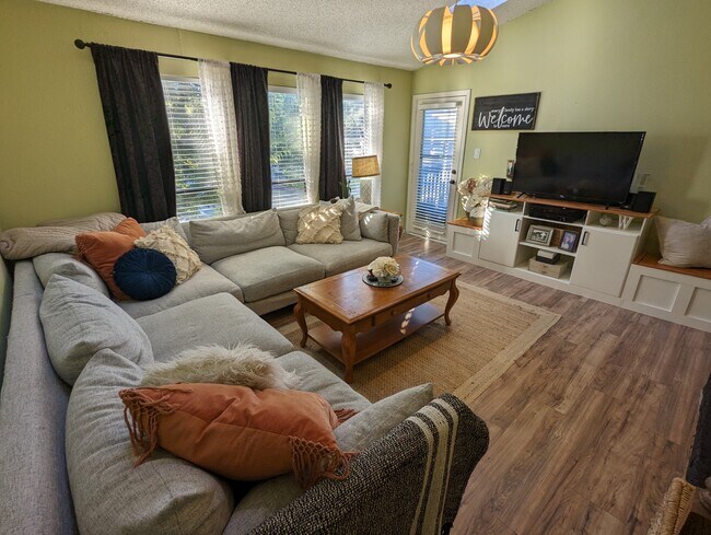 Foto del edificio - 5616 Preston Oaks Rd