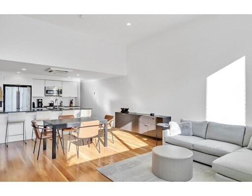 Foto del edificio - 282 Marginal St