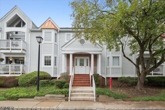 Building Photo - 11D Leva Dr